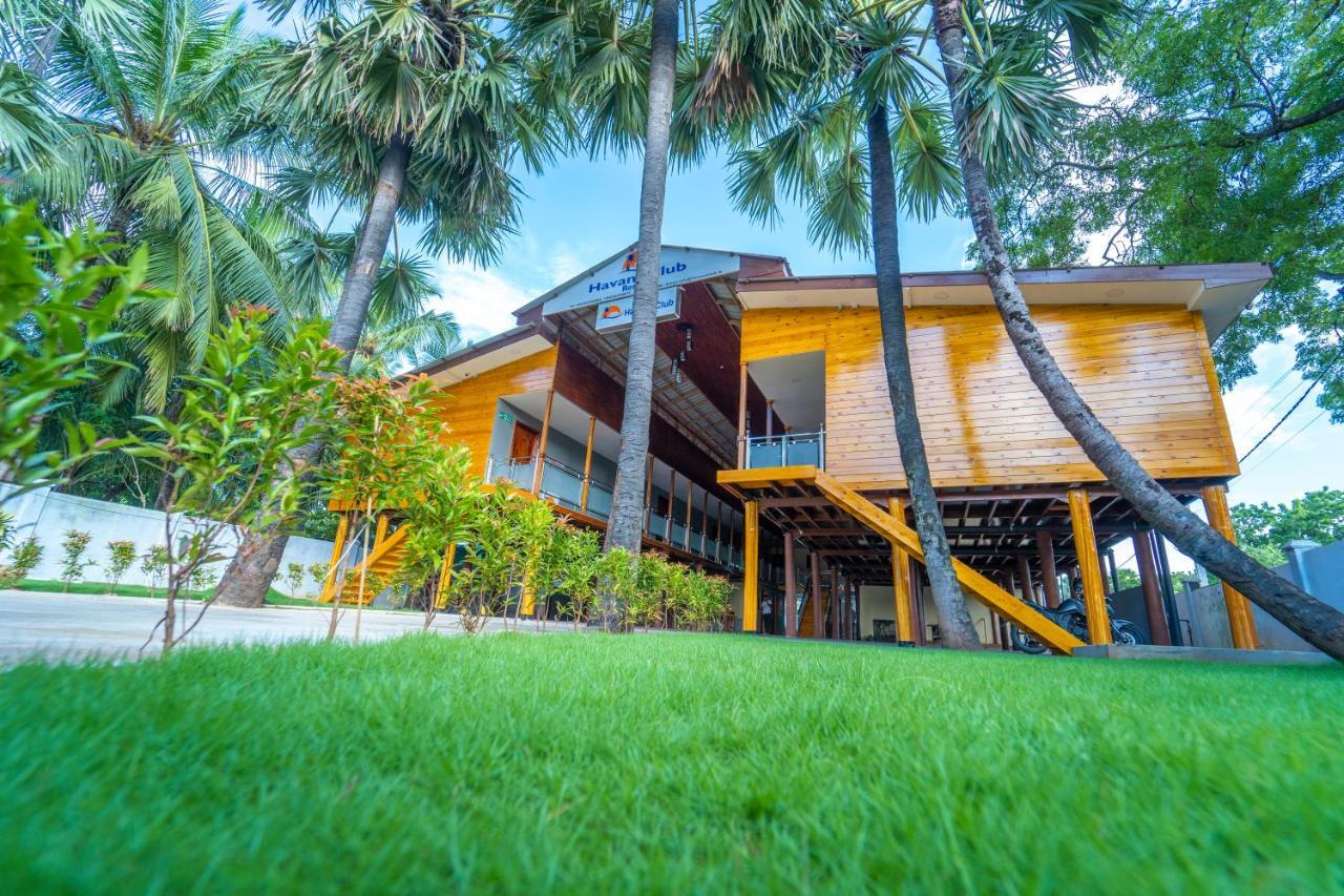 Havana Club Resort Тринкомали Экстерьер фото